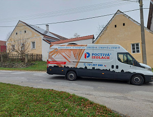 Zateplení stropu rodinného domu a vytvoření revizních lávek